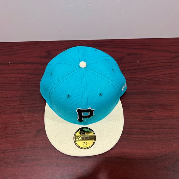 New Era, 59Fifty Fitted Hat, Pittsburgh Pirates - Picture 2 of 10